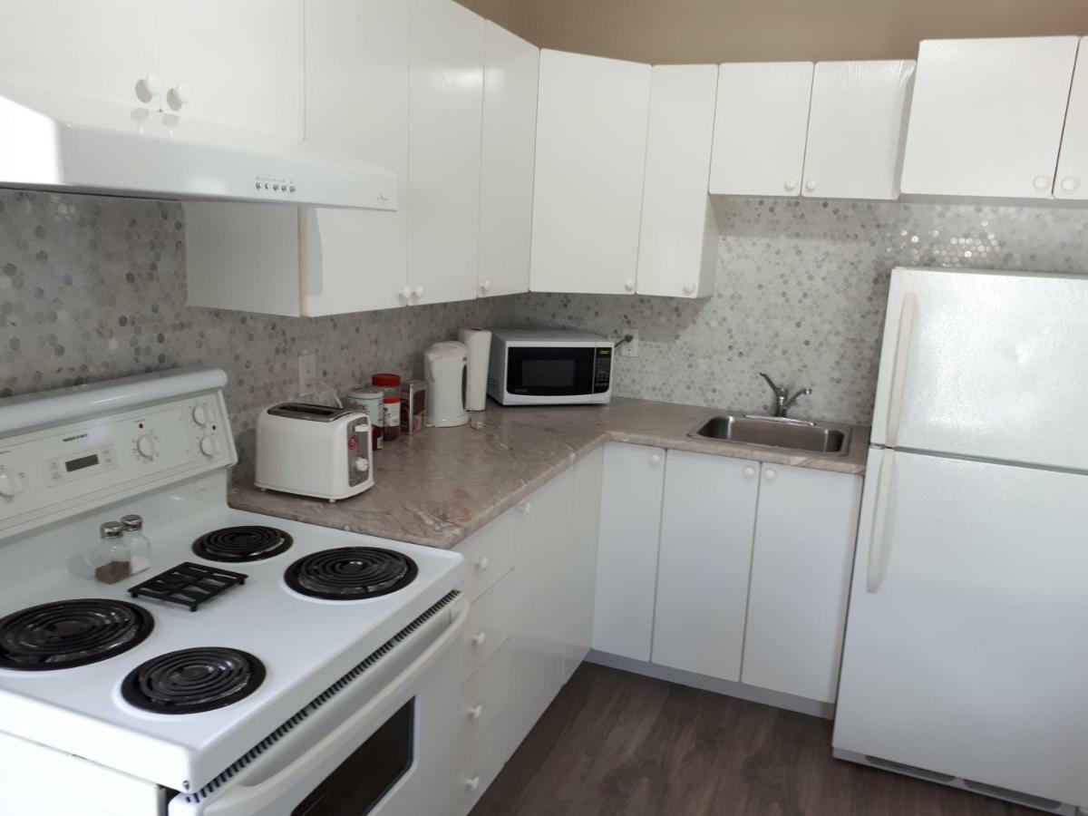Les Appartements de La Bergeronnette Grandes-Bergeronnes Extérieur photo